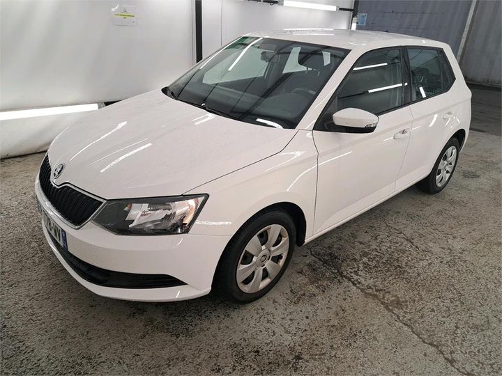 SKODA FABIA 2017 tmbea6nj0jz023136