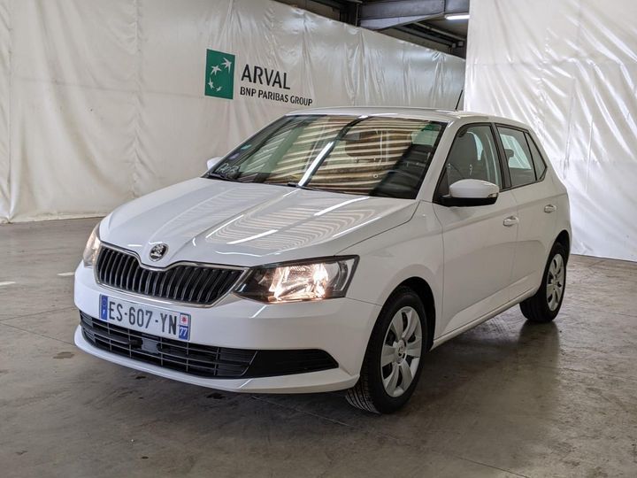 SKODA FABIA 2017 tmbea6nj2jz096735