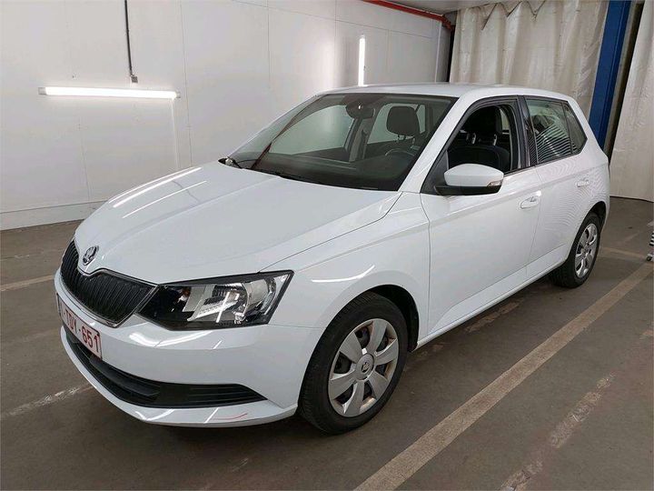 SKODA FABIA 2017 tmbea6nj5jz024315