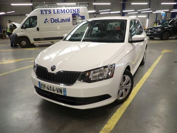 SKODA FABIA 2017 tmbea6nj8jz022218