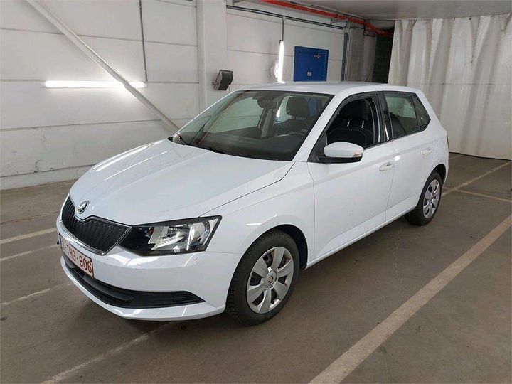 SKODA FABIA 2017 tmbea6nj8jz054117