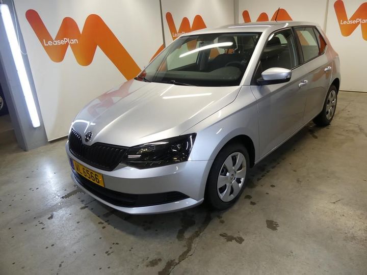 SKODA FABIA 2017 tmbeb6nj4jz063393