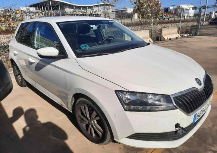 SKODA FABIA 2021 tmbep6nj2mz102021