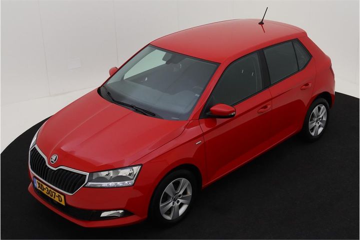 SKODA FABIA 2018 tmbep6nj8kz057180