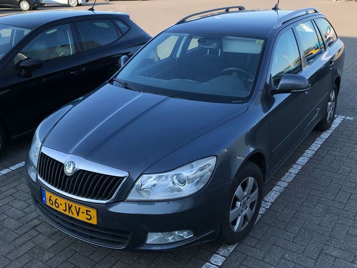 SKODA OCTAVIA 2009 tmbgj61z0a2013820