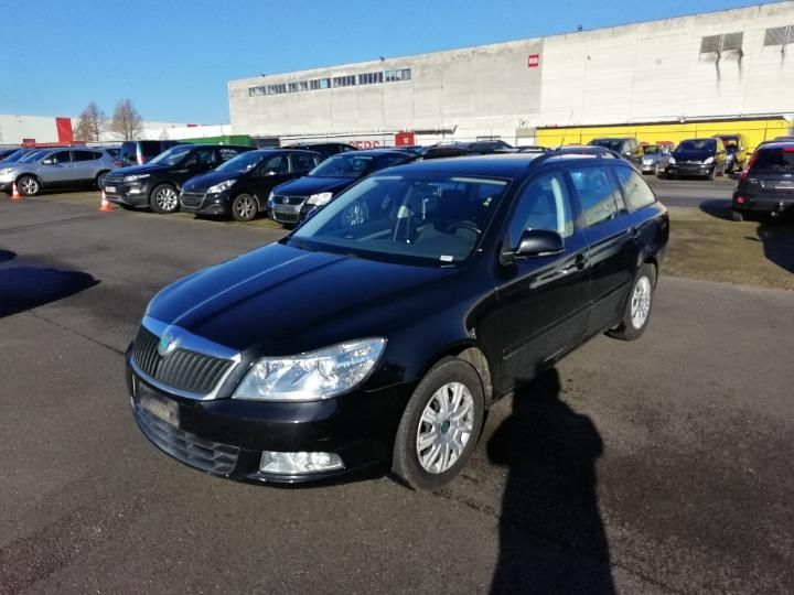 SKODA OCTAVIA 2010 tmbht21z4a2081562