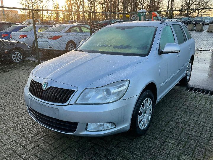 SKODA OCTAVIA 2011 tmbht21z9b2122155