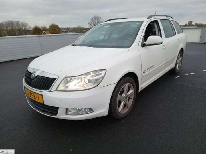 SKODA OCTAVIA 2013 tmbht61z8d2043554