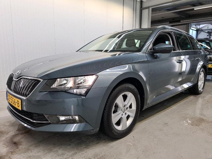 SKODA SUPERB 2018 tmbja7npxj7600775