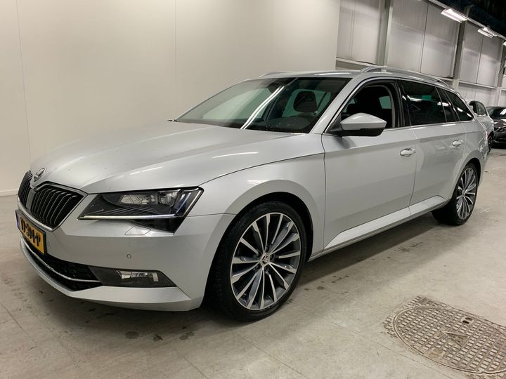 SKODA SUPERB 2018 tmbjb9np8j7609466