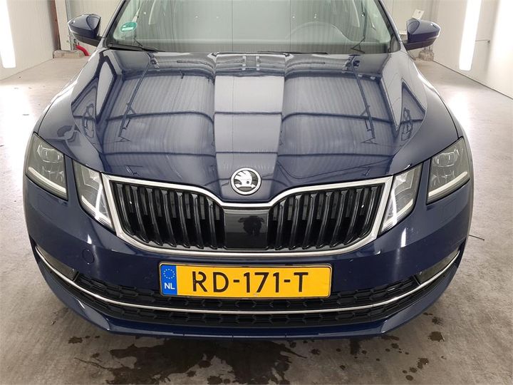 SKODA OCTAVIA 2017 tmbjc9ne0j0171837