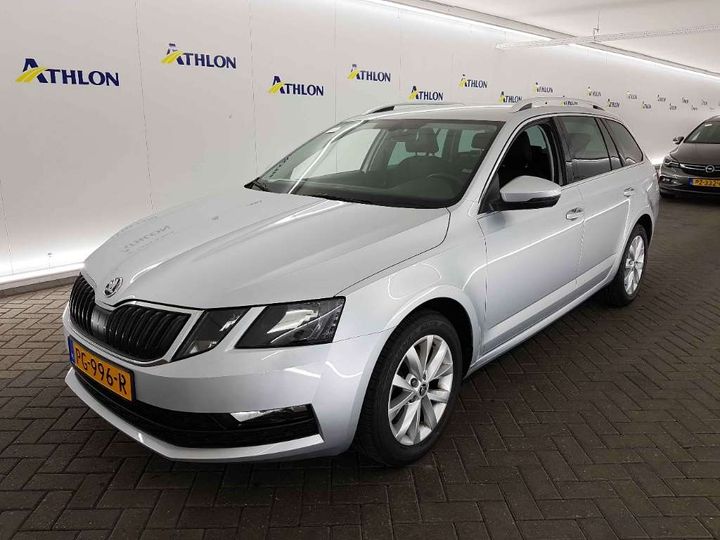 SKODA OCTAVIA 2017 tmbjc9ne2j0088412