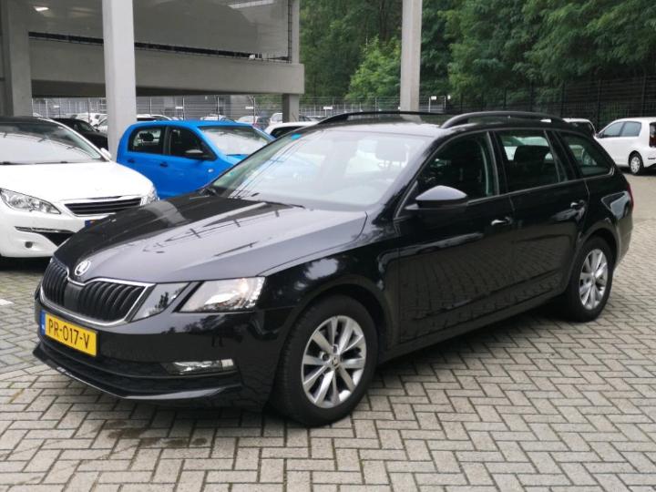 SKODA OCTAVIA 2017 tmbjc9ne2j0135843