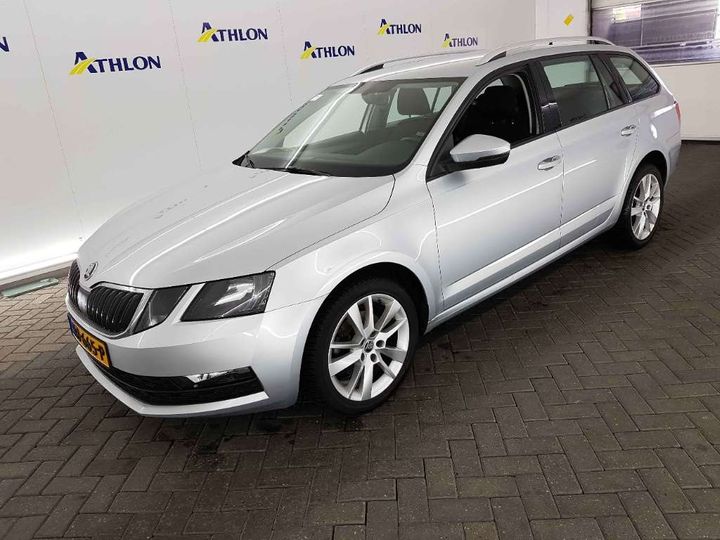 SKODA OCTAVIA 2017 tmbjc9ne3j0156118