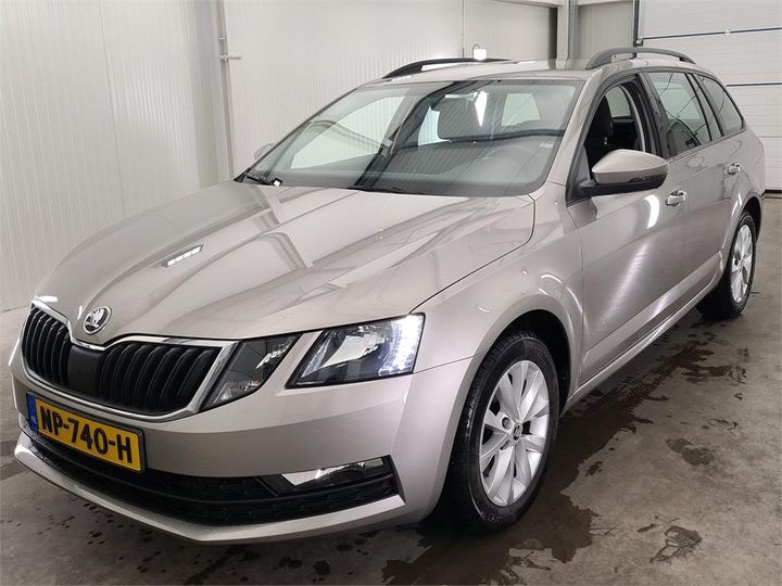 SKODA OCTAVIA 2017 tmbjc9ne7j0023202