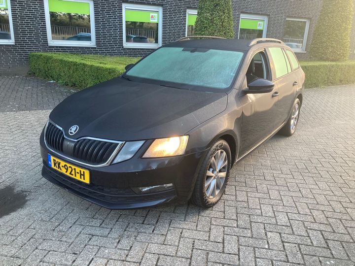 SKODA OCTAVIA 2018 tmbjc9ne8j0195920