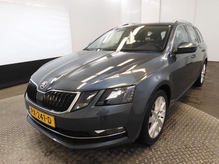 SKODA OCTAVIA 2017 tmbjc9ne9j0153868