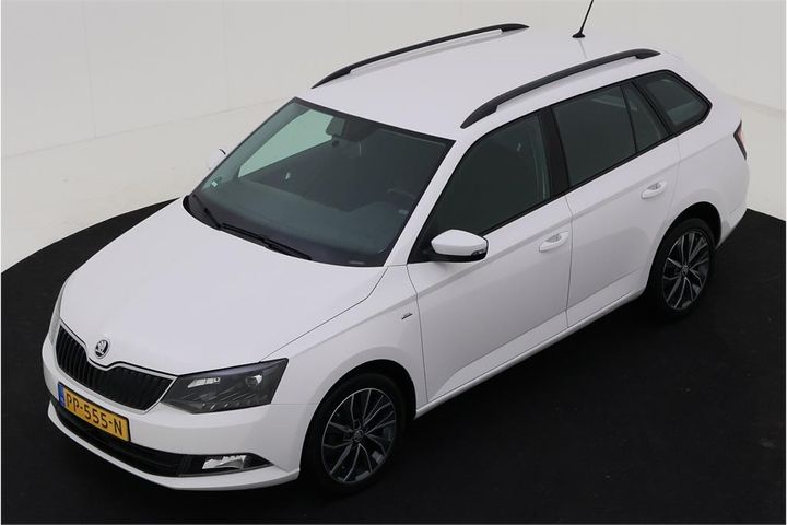 SKODA FABIA 2017 tmbje6nj9jz031612