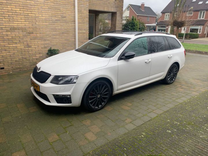 SKODA OCTAVIA 2015 tmbje7ne4f0245556