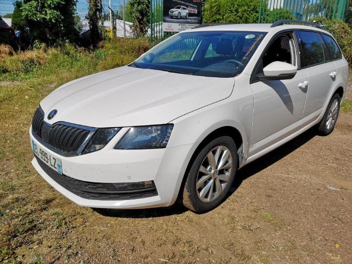 SKODA OCTAVIA 2017 tmbjg7ne0j0042540