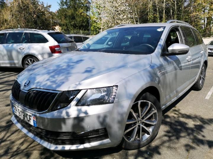 SKODA OCTAVIA 2017 tmbjg7ne0j0062223