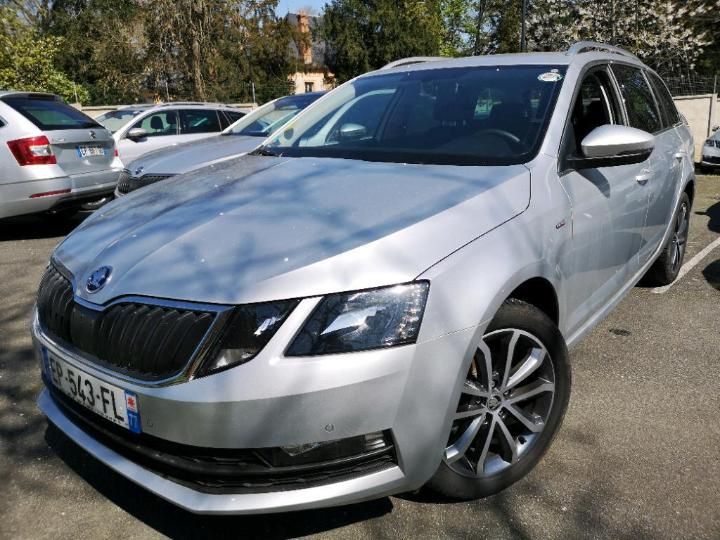 SKODA OCTAVIA 2017 tmbjg7ne0j0063906