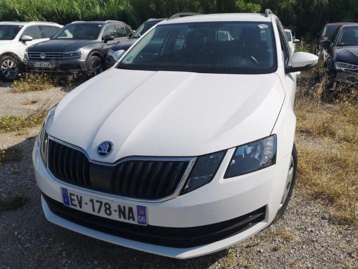 SKODA OCTAVIA 2018 tmbjg7ne0j0260140