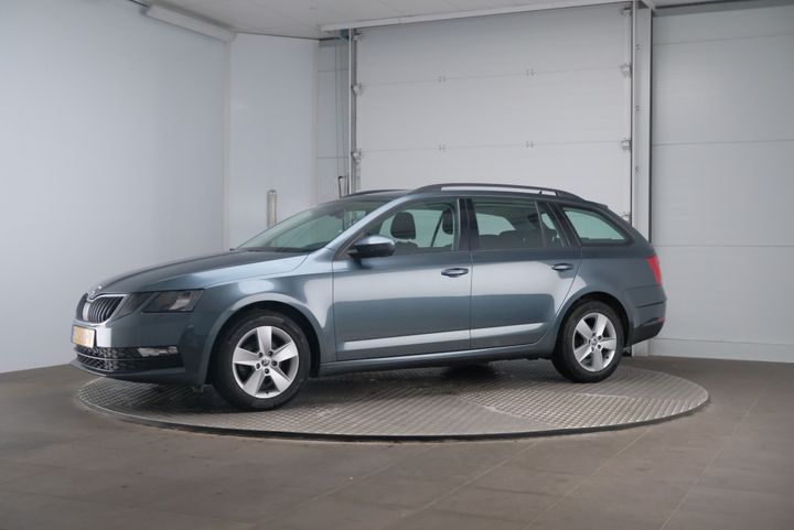 SKODA OCTAVIA 2018 tmbjg7ne0j0355202