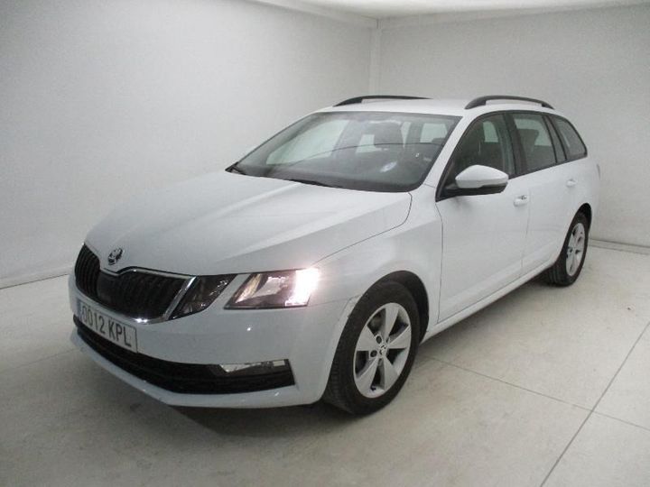 SKODA OCTAVIA 2018 tmbjg7ne0k0029773