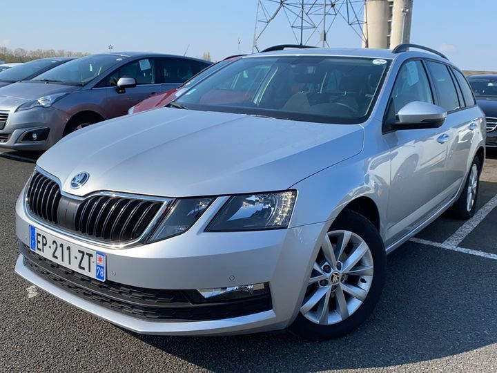 SKODA OCTAVIA 2017 tmbjg7ne1j0134739