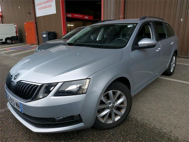 SKODA OCTAVIA 2017 tmbjg7ne1j0189689