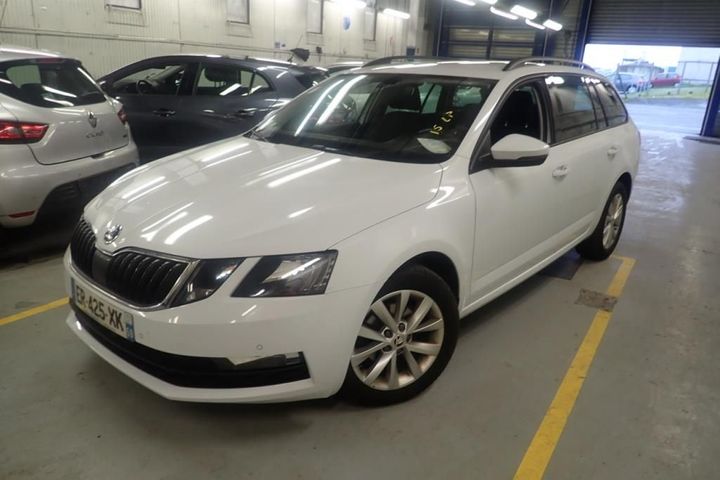 SKODA OCTAVIA 2017 tmbjg7ne1j0194147