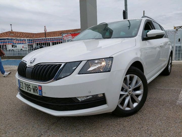 SKODA OCTAVIA 2018 tmbjg7ne1j0377306