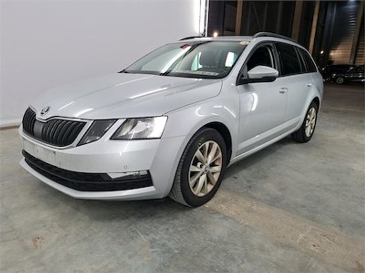 SKODA OCTAVIA 2017 tmbjg7ne2j0139996