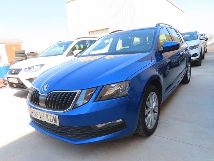 SKODA OCTAVIA 2017 tmbjg7ne2j0155308