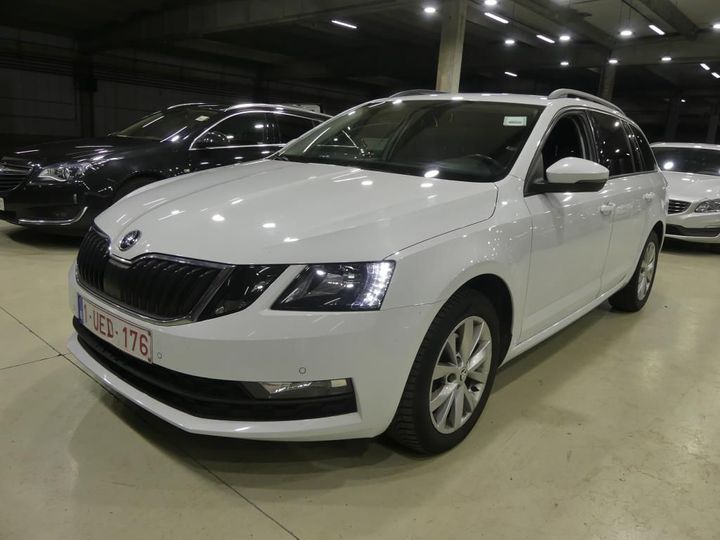 SKODA OCTAVIA 2018 tmbjg7ne2j0304347