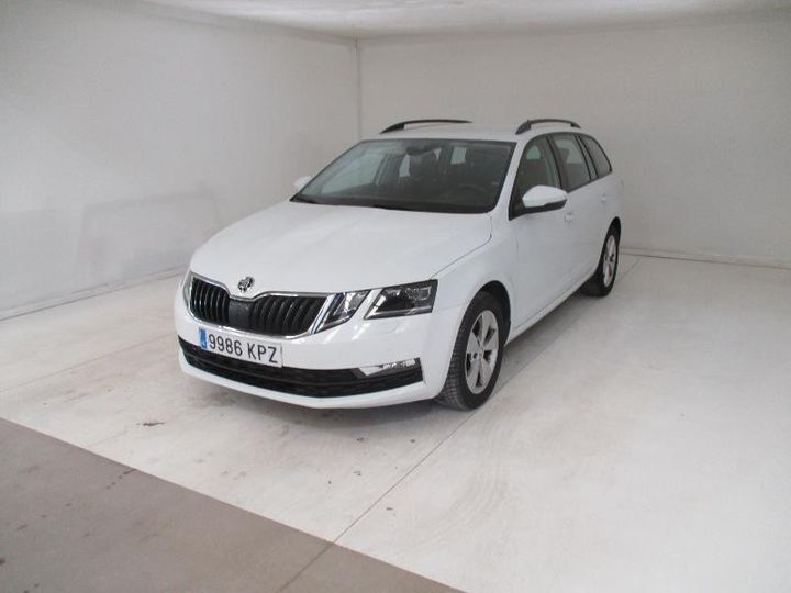 SKODA OCTAVIA 2018 tmbjg7ne2k0050446