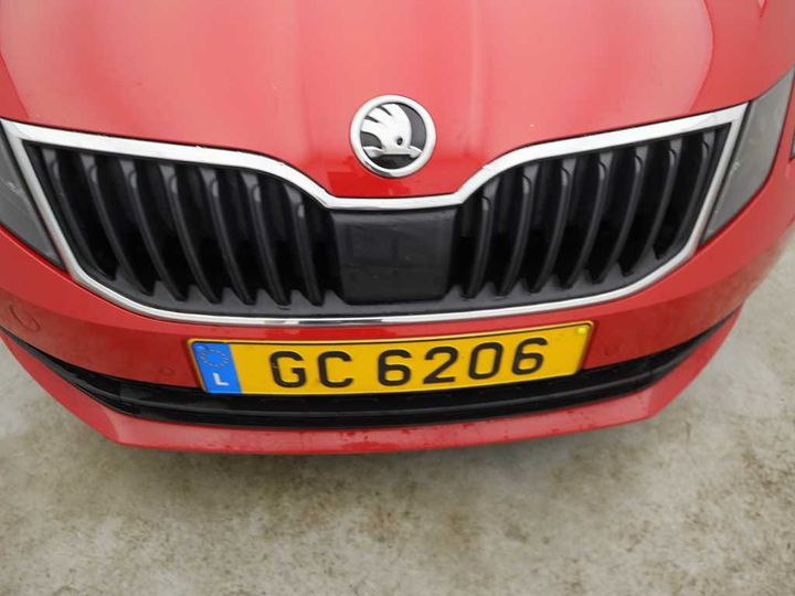 SKODA OCTAVIA 2018 tmbjg7ne2k0055064