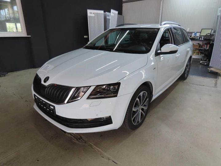 SKODA OCTAVIA 2017 tmbjg7ne3j0169640