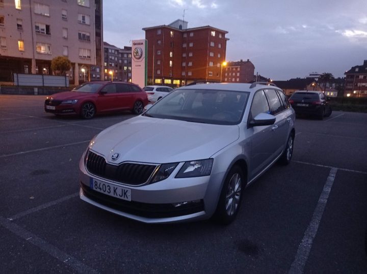 SKODA OCTAVIA 2018 tmbjg7ne4j0074861