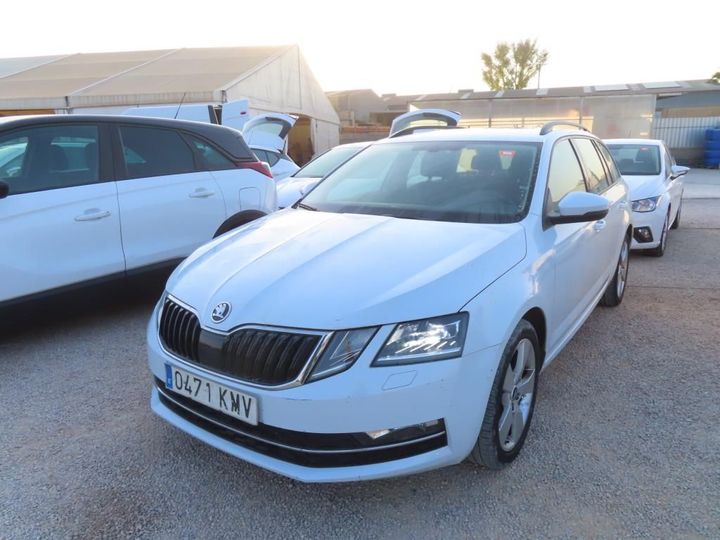 SKODA OCTAVIA 2018 tmbjg7ne4j0335468