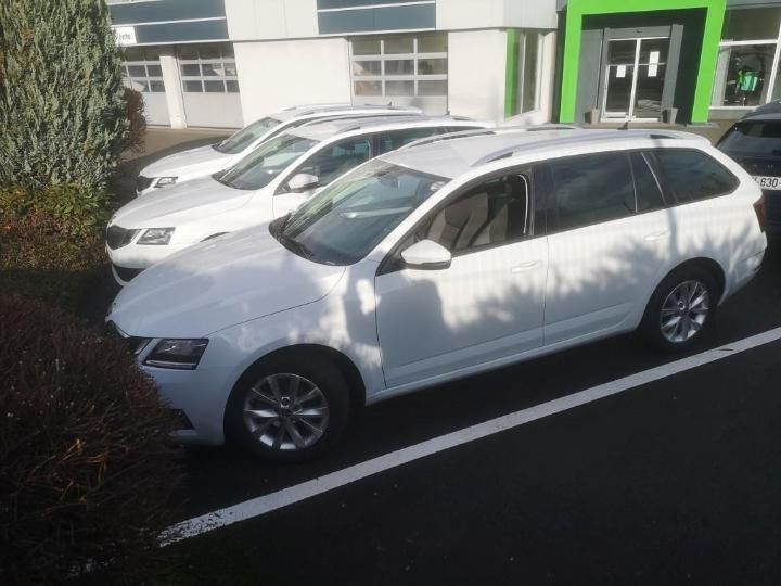 SKODA OCTAVIA 2018 tmbjg7ne4k0047001