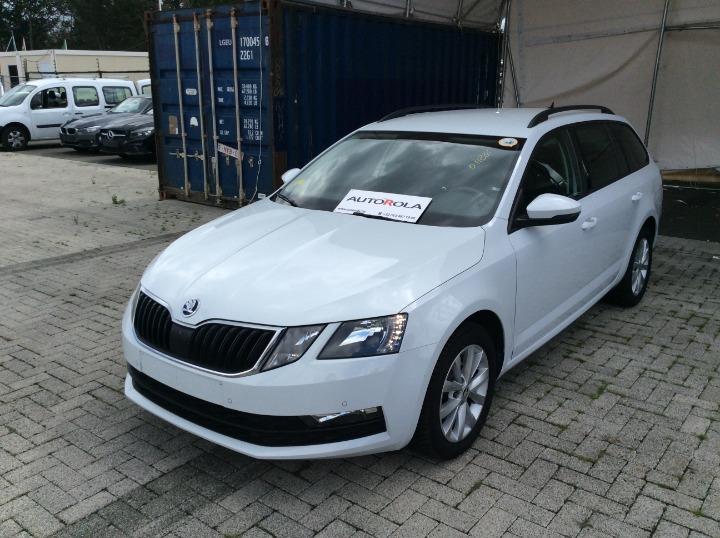 SKODA OCTAVIA 2018 tmbjg7ne5k0011866