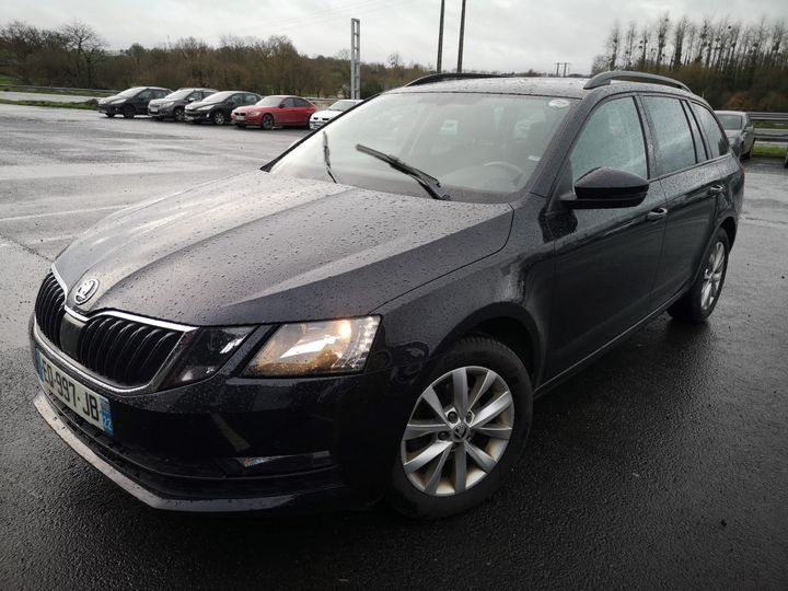 SKODA OCTAVIA 2017 tmbjg7ne6j0139788