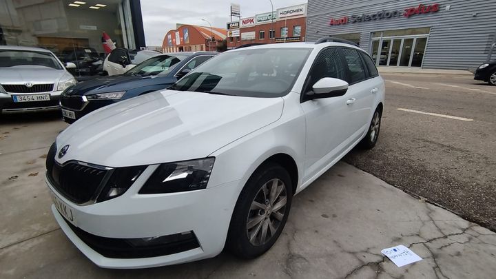 SKODA OCTAVIA 2018 tmbjg7ne6j0302519