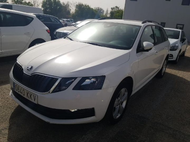 SKODA OCTAVIA 2018 tmbjg7ne6j0321393