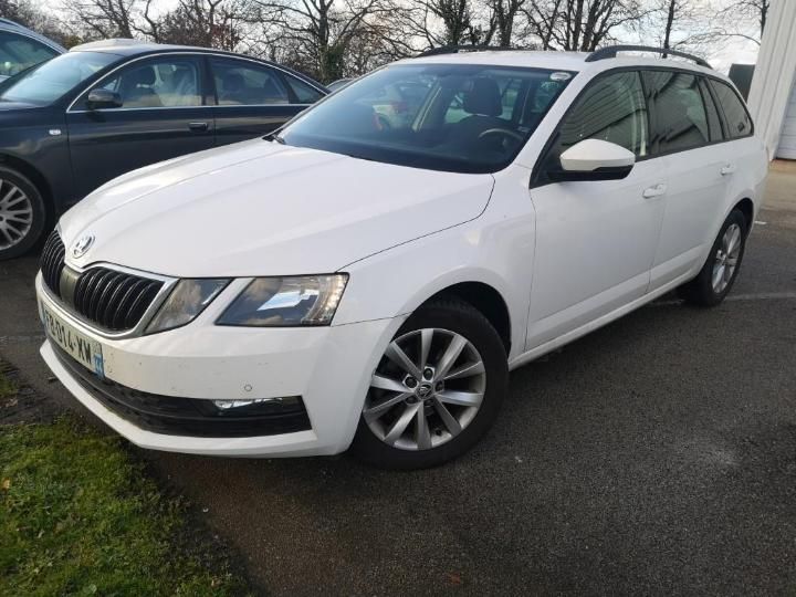 SKODA OCTAVIA 2018 tmbjg7ne6k0043757