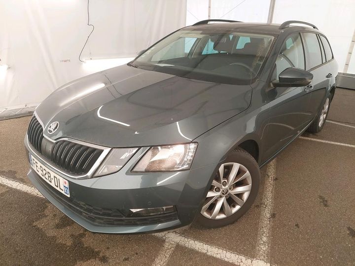 SKODA OCTAVIA 2019 tmbjg7ne6k0144409