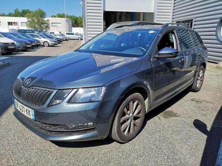 SKODA OCTAVIA 2017 tmbjg7ne7j0063868