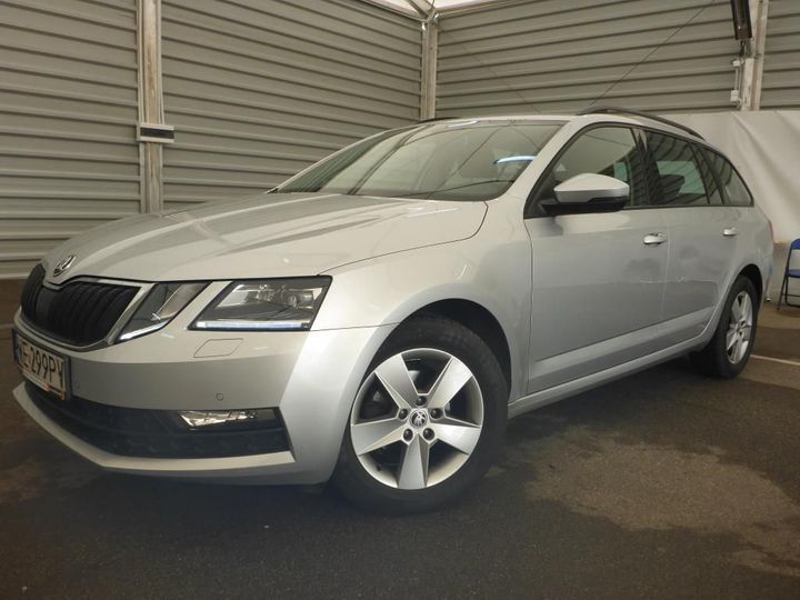 SKODA OCTAVIA 2017 tmbjg7ne7j0096532